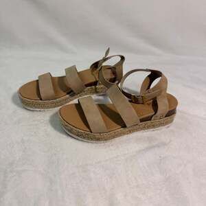 Soda Bryce Taupe Espadrille Flatform Platform Sandals Size 8.5